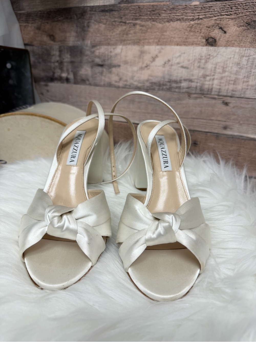Aquazzura White Satin Bow Detail Heel 37